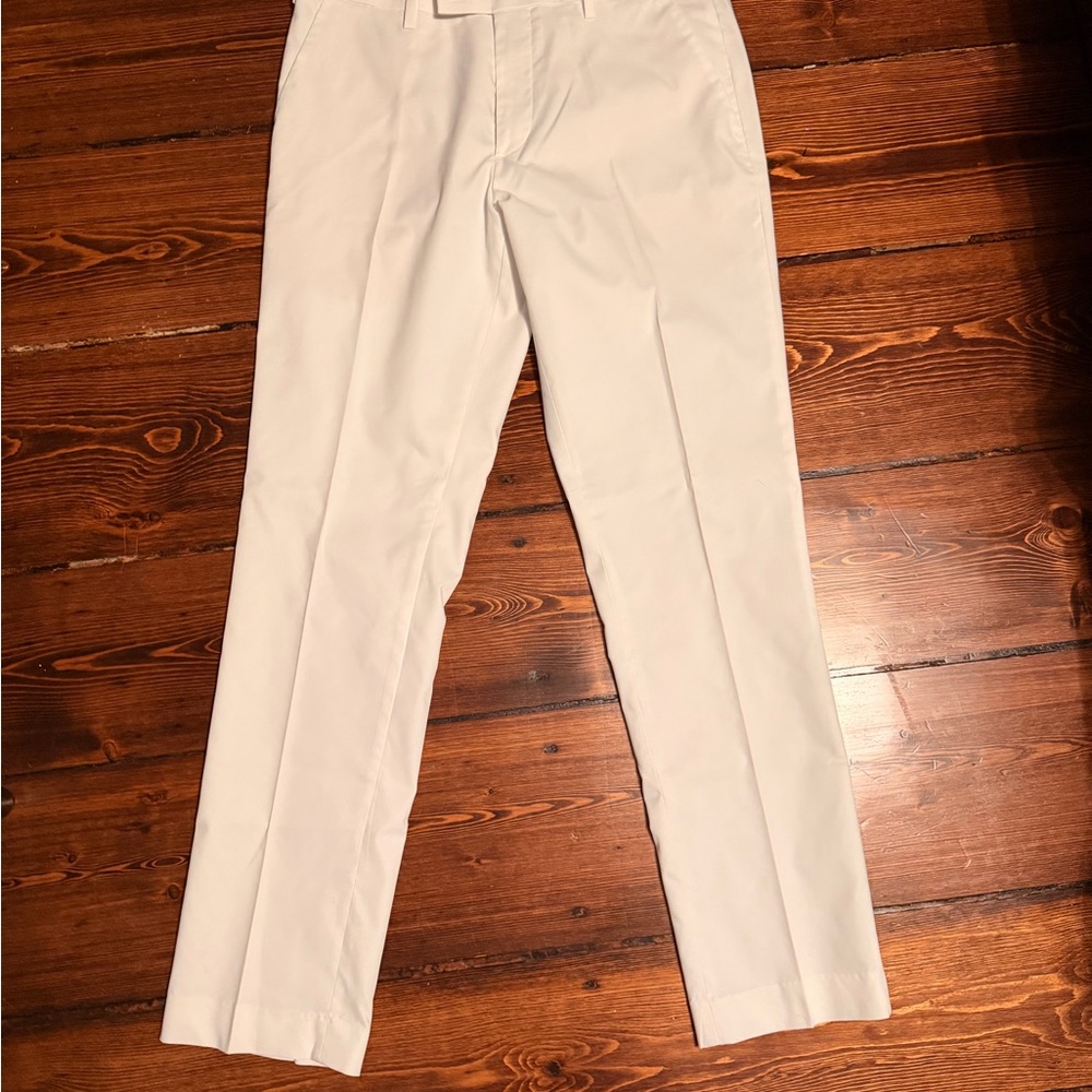 Uniqlo Men's Cream Chinos